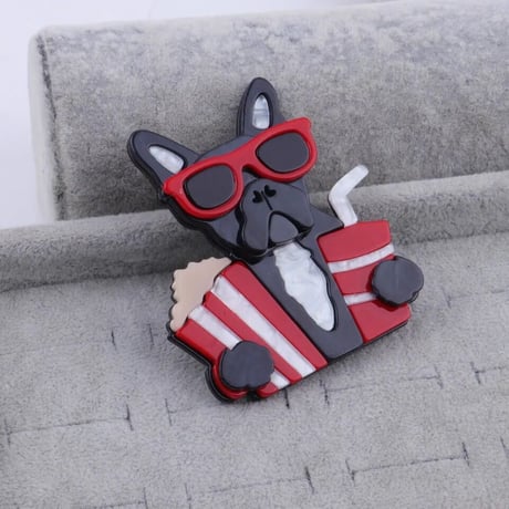 Gluttonous Dog Brooch