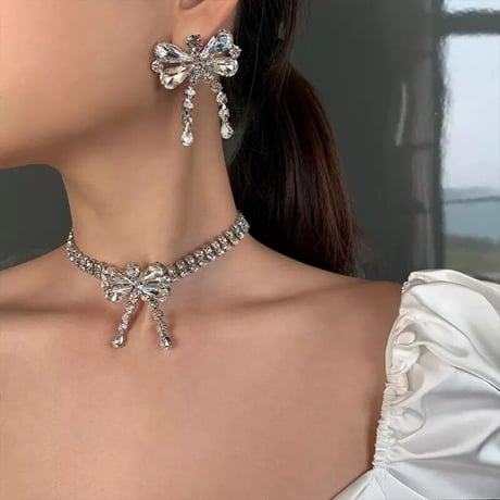 Crystal Ribbon Pierce