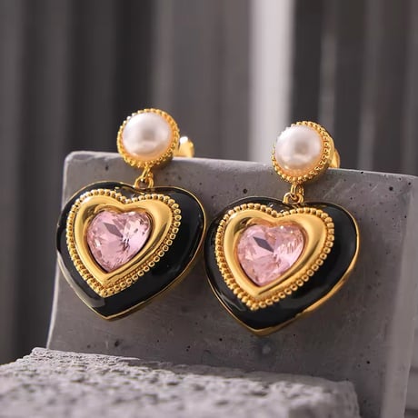 Tiered Heart Pierce