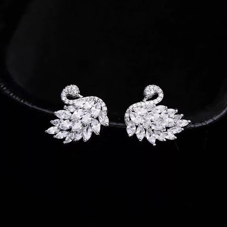 Swan Pierce