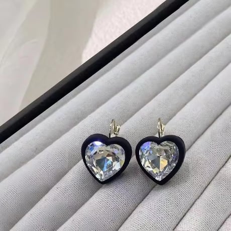Cubic Crystal Heart Pierce/2color