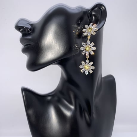 Flower Long Pierce
