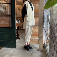 サイドボタンニットベスト