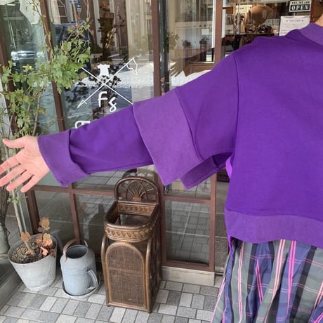 袖切り替えデザインスウェット