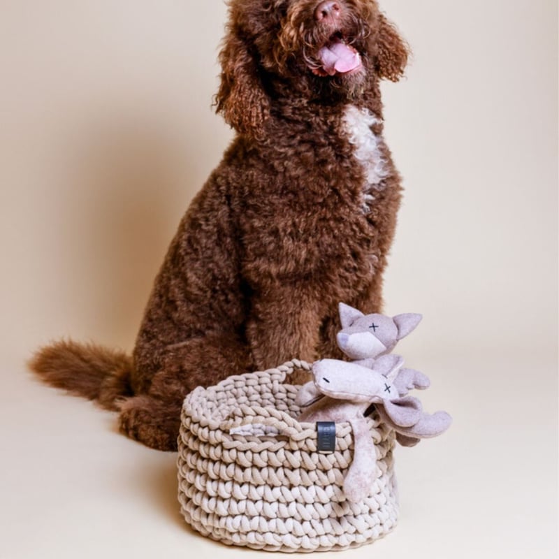 LILLY] オオカミさん | モフモフ mof_mof｜北欧デザインのペットグッズ