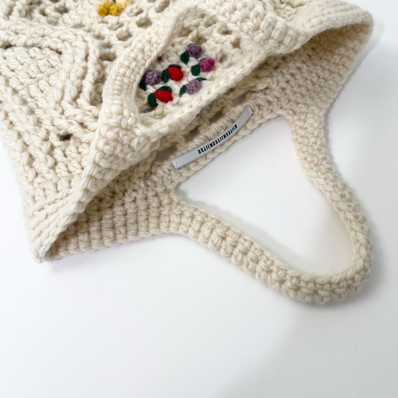 編み物Kit》【かぎ針編み】ケーブルメッシュ刺繍バッグ