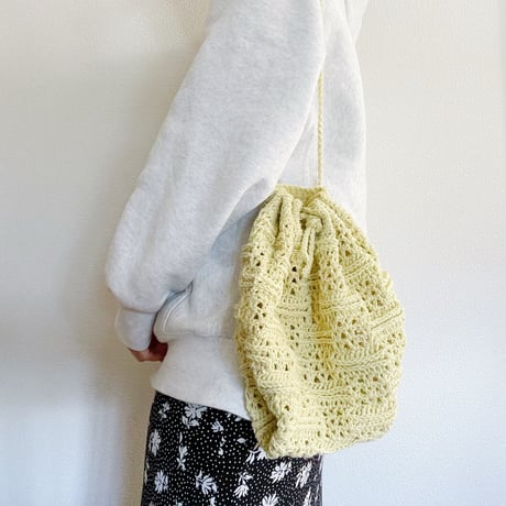 《編み物Kit》【かぎ針編み】ブロックメッシュ巾着ハンドバッグ