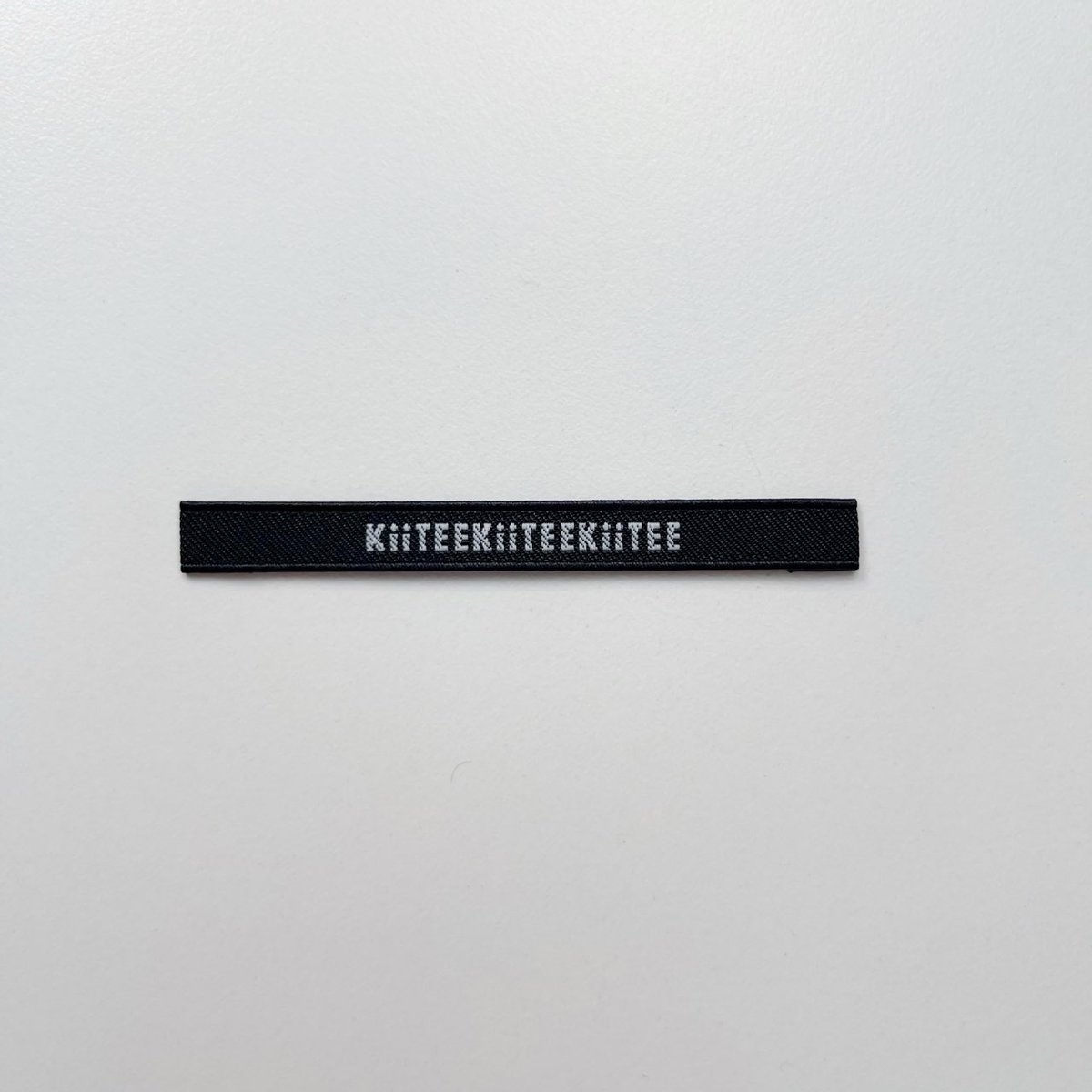 【1点のみ】ボーダープリーツニット巾着バッグ 1点のみ】ボーダープリーツニット巾着バッグ 巾着バッグ Lino-M