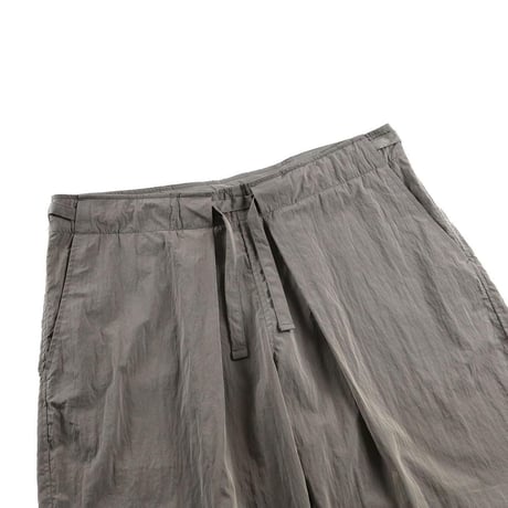 BROWN by 2-tacs＂LOOSE SHORTS＂GRAY