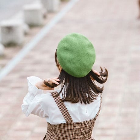 秋ファッションアイテムベレー帽