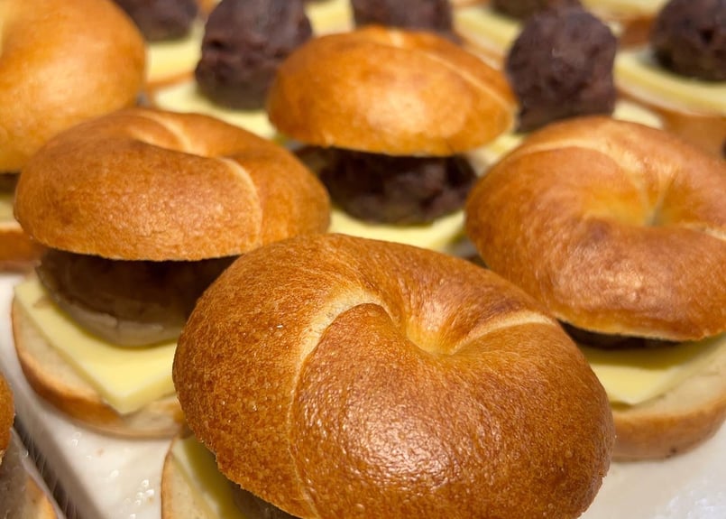 お任せベーグル9個とあんバターサンド1つ＊冷凍便 | tecona bagel works