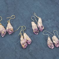 ウルグアイ産 アメジスト ピアス / イヤリング＜中：ブロンズ / アルパカ＞