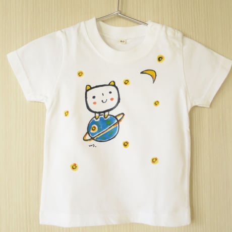 手描きTシャツ(キッズ）名入れ可　　〈ネオ宇宙〉
