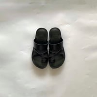 ladies / b9 / レザートングサンダル