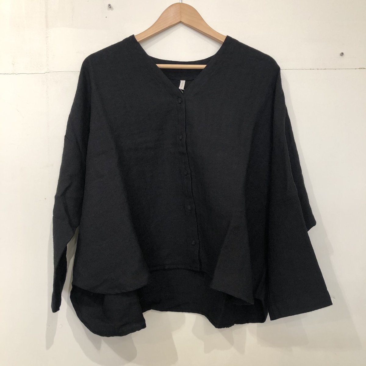 24AW A&S / Side gather tent line blouse