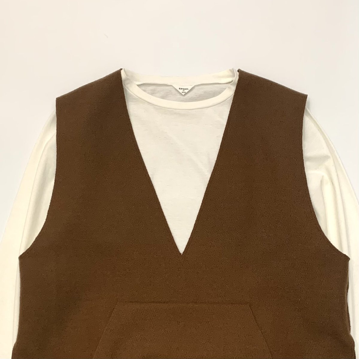 SPOOL BY B&H / ウールフェルトVネックベスト / ブラウン | make my