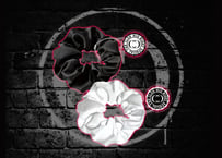 アクリルチャーム付きシュシュ (BLACK / WHITE)