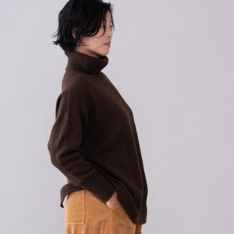 【予約販売】CA＆Co.  YAK スクエア タートルネックセーター