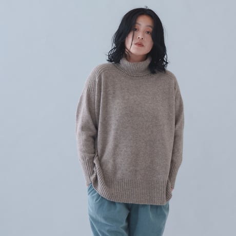 【予約販売】CA＆Co.  YAK スクエア タートルネックセーター