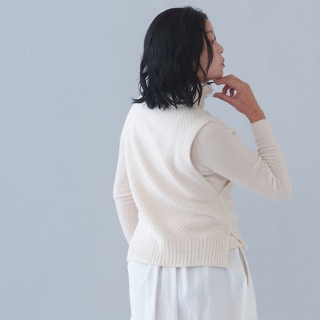 【予約販売】CA＆Co. Cashmere 鹿の子編みベスト