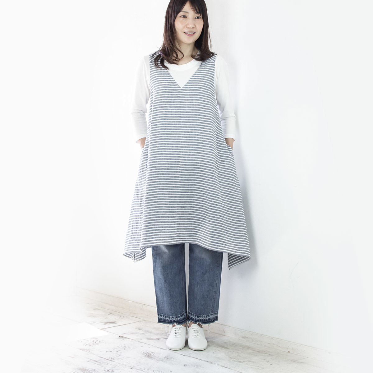作家様　未使用ハンドメイドエプロンワンピース Instagramで人気の作家様 エプロンワンピース ベージュ