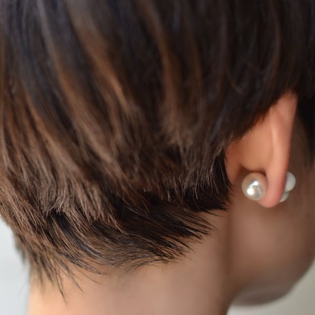 pompon ピアス/イヤリング