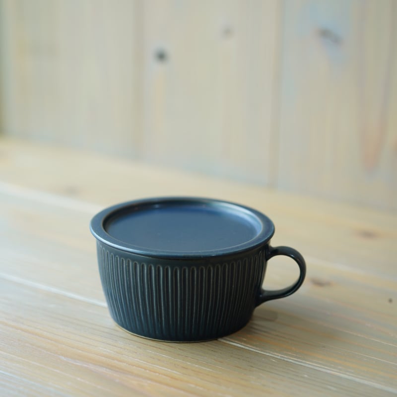 蓋付きスープカップ 筋彫り | ZOE L'Atelier de Poterie