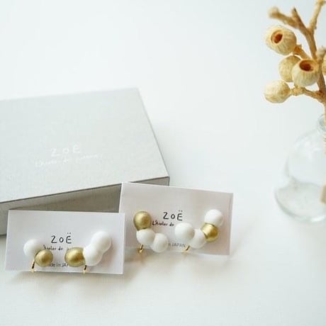 pompon ピアス/イヤリング