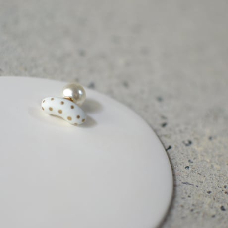 cashew ピアス