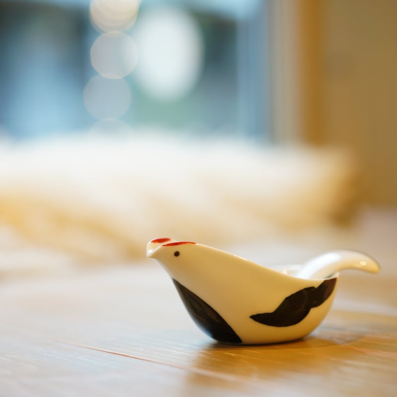 タンチョウ ソースポット スプーン付 | ZOE L'Atelier de Poterie