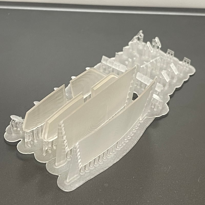 1/24スケール カーモデルキットタイプ「N-BU610 4ドア