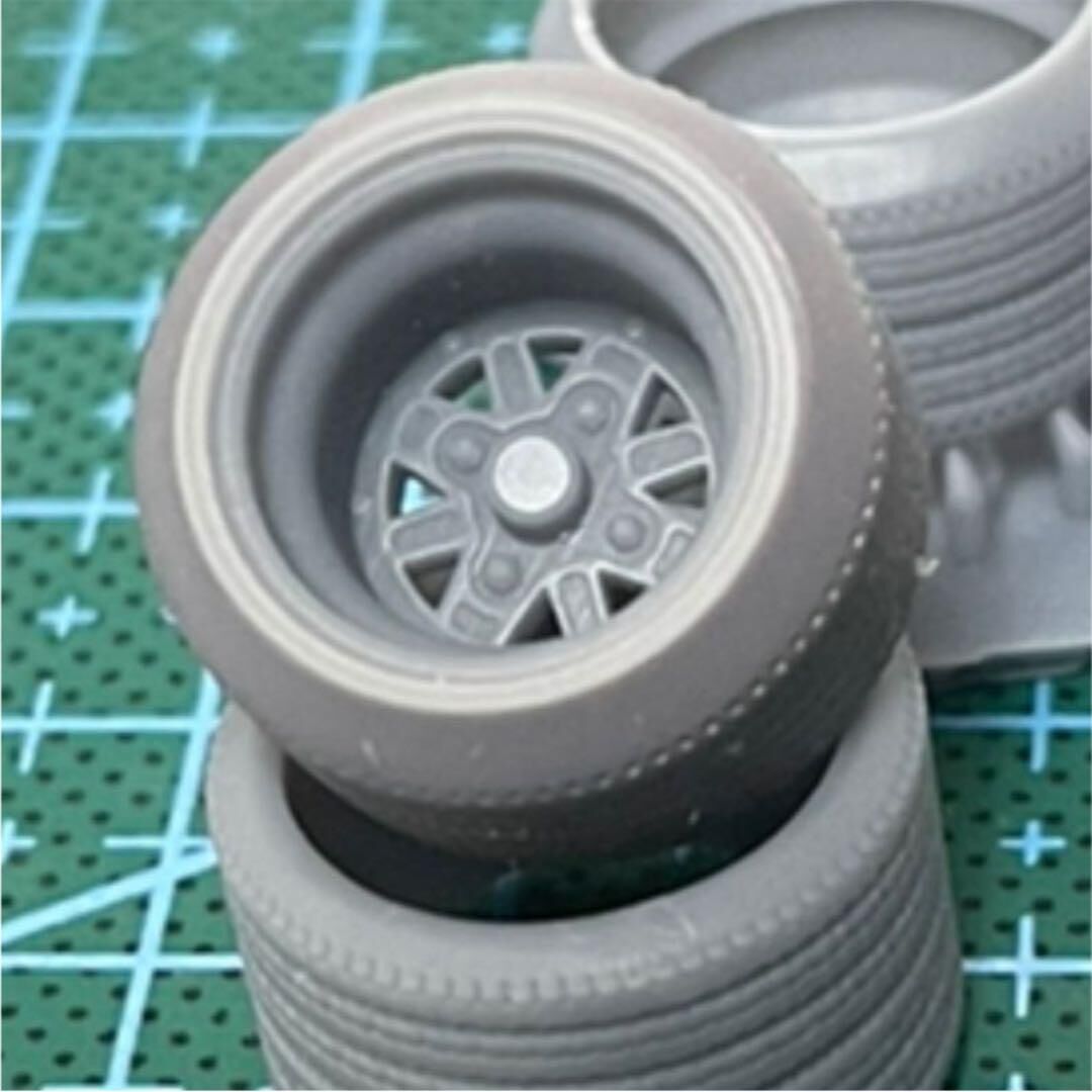 13インチ 深リムホイールタイヤセット fit=scale-down,w=1200