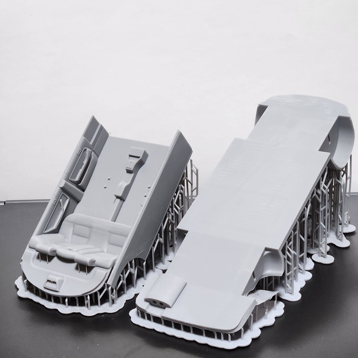1/24スケール カーモデルキット タイプ「H-CBAC 左ハンドル