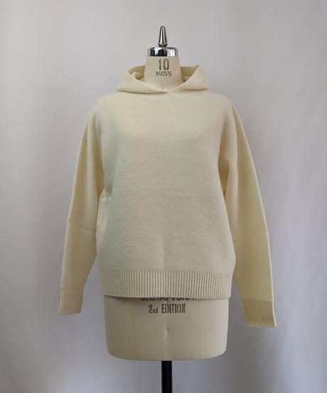 WOOL KNIT FOODIE