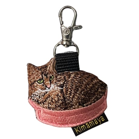シュールな刺繍ワッペンキーホルダー(A−022鍋ねこ)