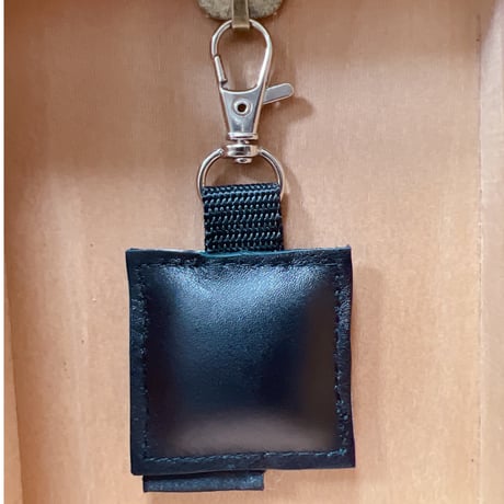 シュールな刺繍ワッペンキーホルダー(G-033ボールサイン)