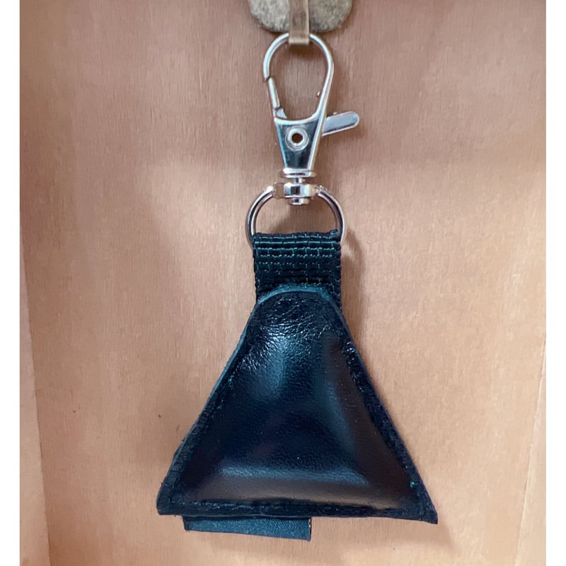 シュールな刺繍ワッペンキーホルダー( F-026ツナマヨおにぎり