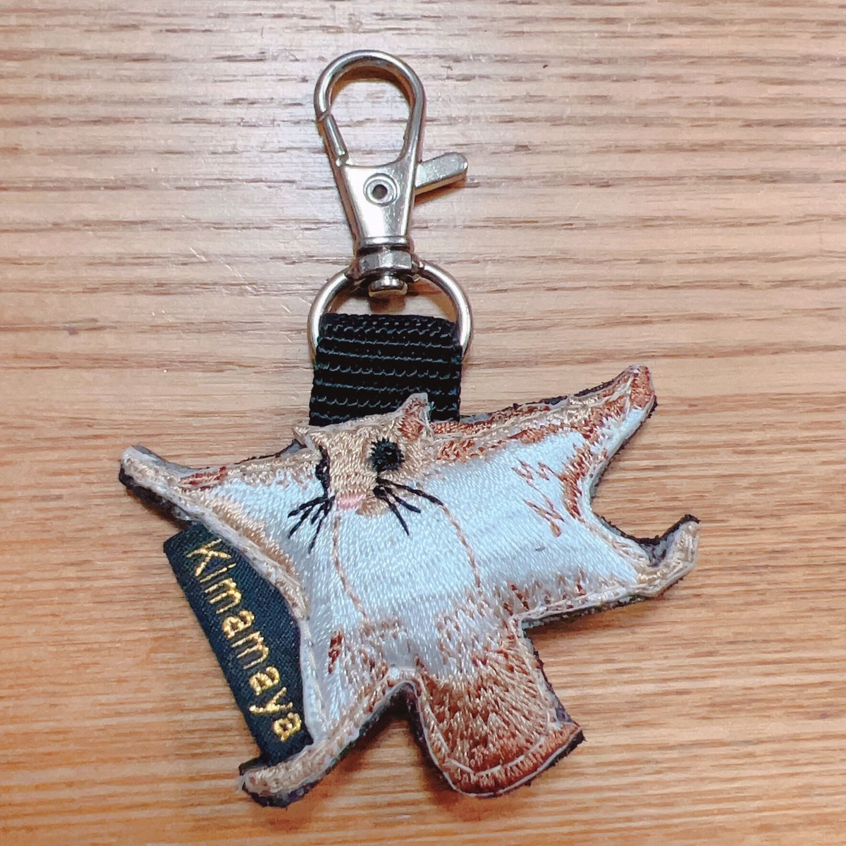 ★手刺繍★【マコンエレスコワ】MON AMOUR キーホルダー わちゃわちゃ刺繍キーホルダー – MAGs