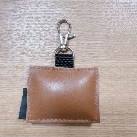 シュールな刺繍ワッペンキーホルダー(F−004SPAM)
