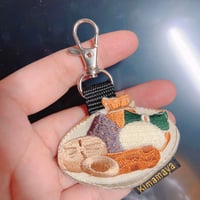 シュールな刺繍ワッペンキーホルダー(F−99おでん)