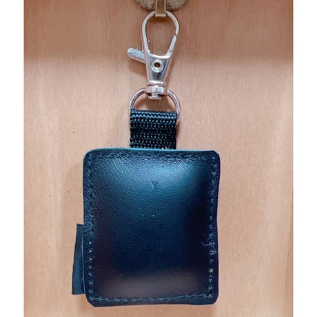 シュールな刺繍ワッペンキーホルダー(G-098防犯カメラ)