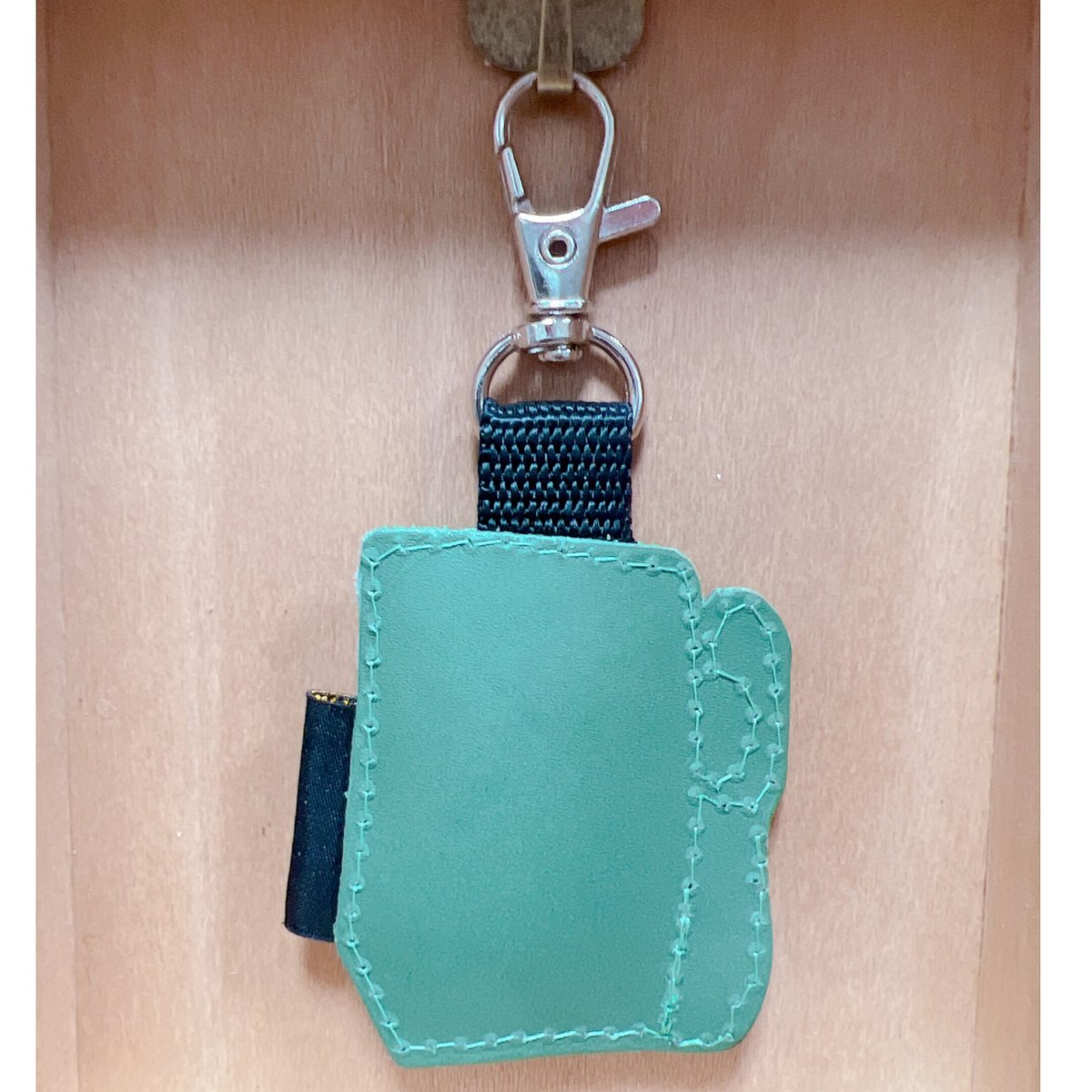 シュールな刺繍ワッペンキーホルダー(G-030公衆電話グリーン