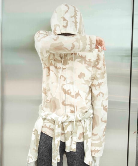 90-00s 'the great china wall' 100% cashmere camo knit hoodie