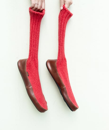 long rib knit shoes