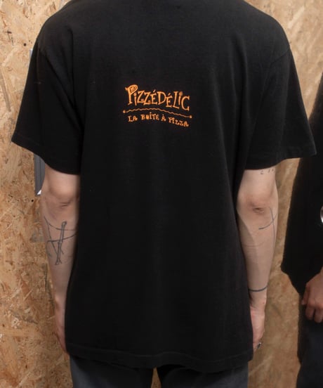 80s vtg peace mark print T