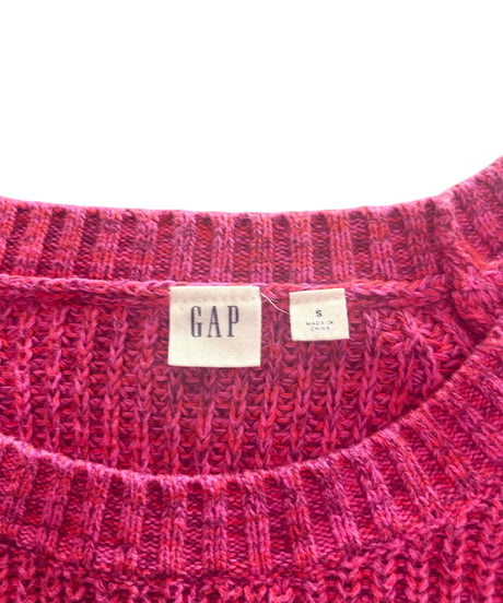 GAP vivid pink knit