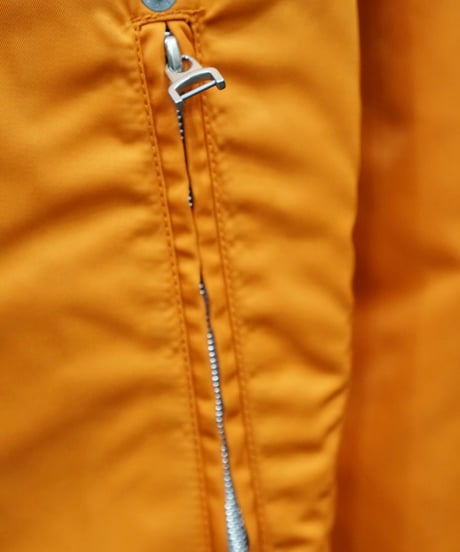 MARITHÉ + FRANCOIS GIRBAUD cross nocollar puff jacket