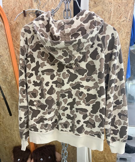 90s camo zipup hoodie