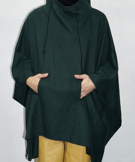 90s Russian vtg harve benard wool poncho