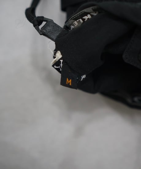 Oakley 00s leather/poly mittens